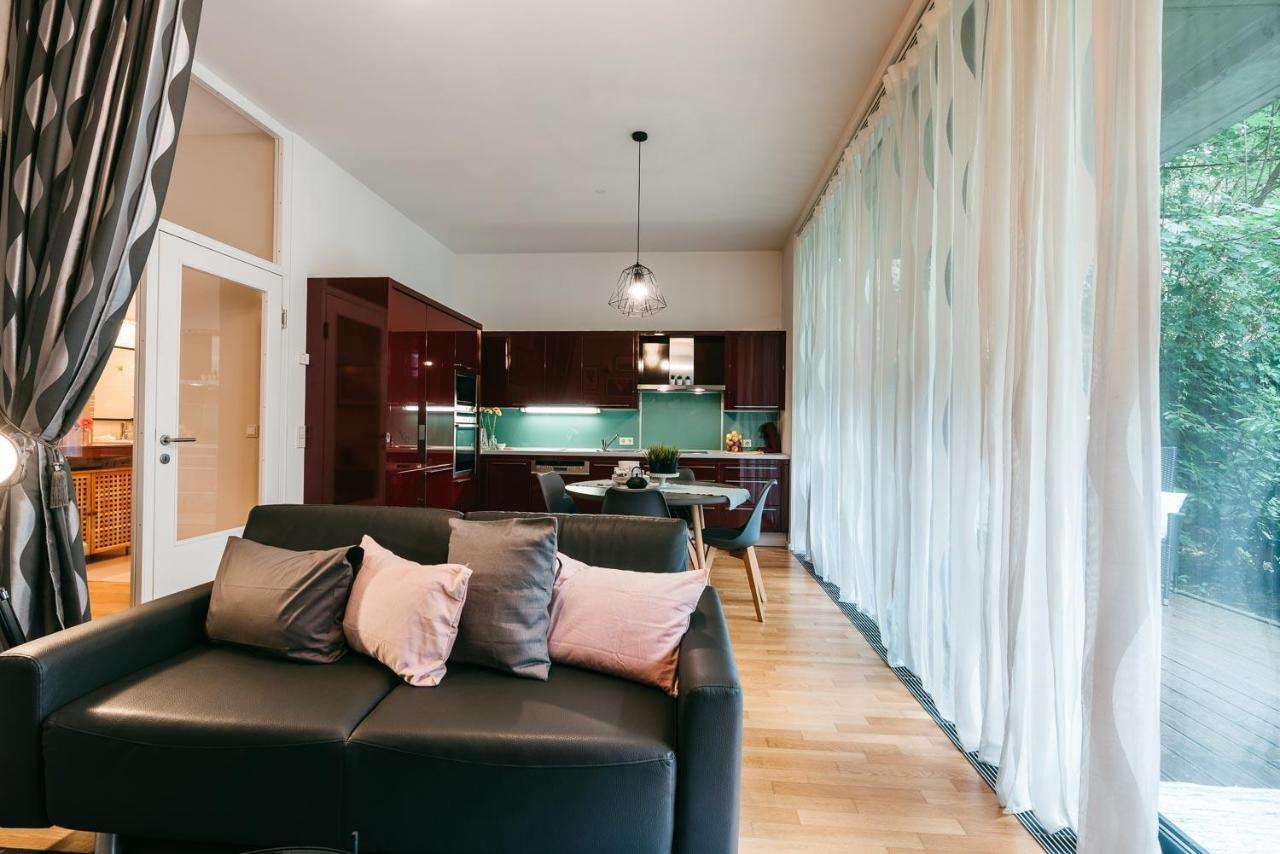 Luxury Downtown Appartement Mit Garage Graz Exterior foto